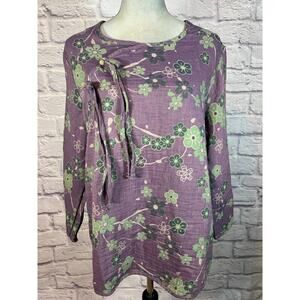 Super Soft and Comfy Asian-inspired Floral Top